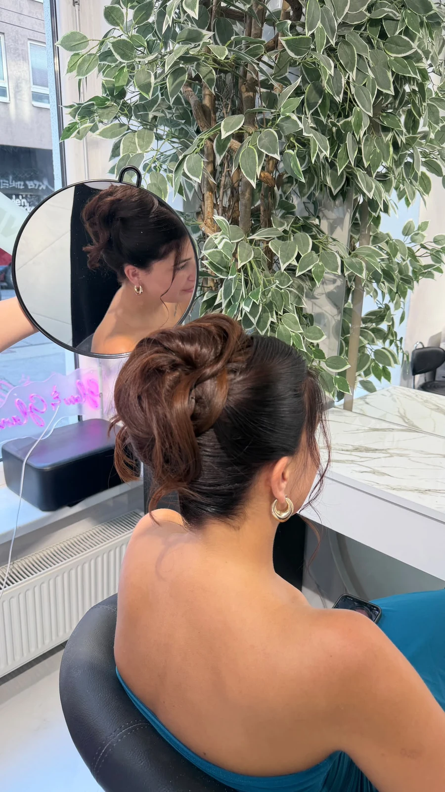 Braut- und Feststyling bei Glow & Glam Wien